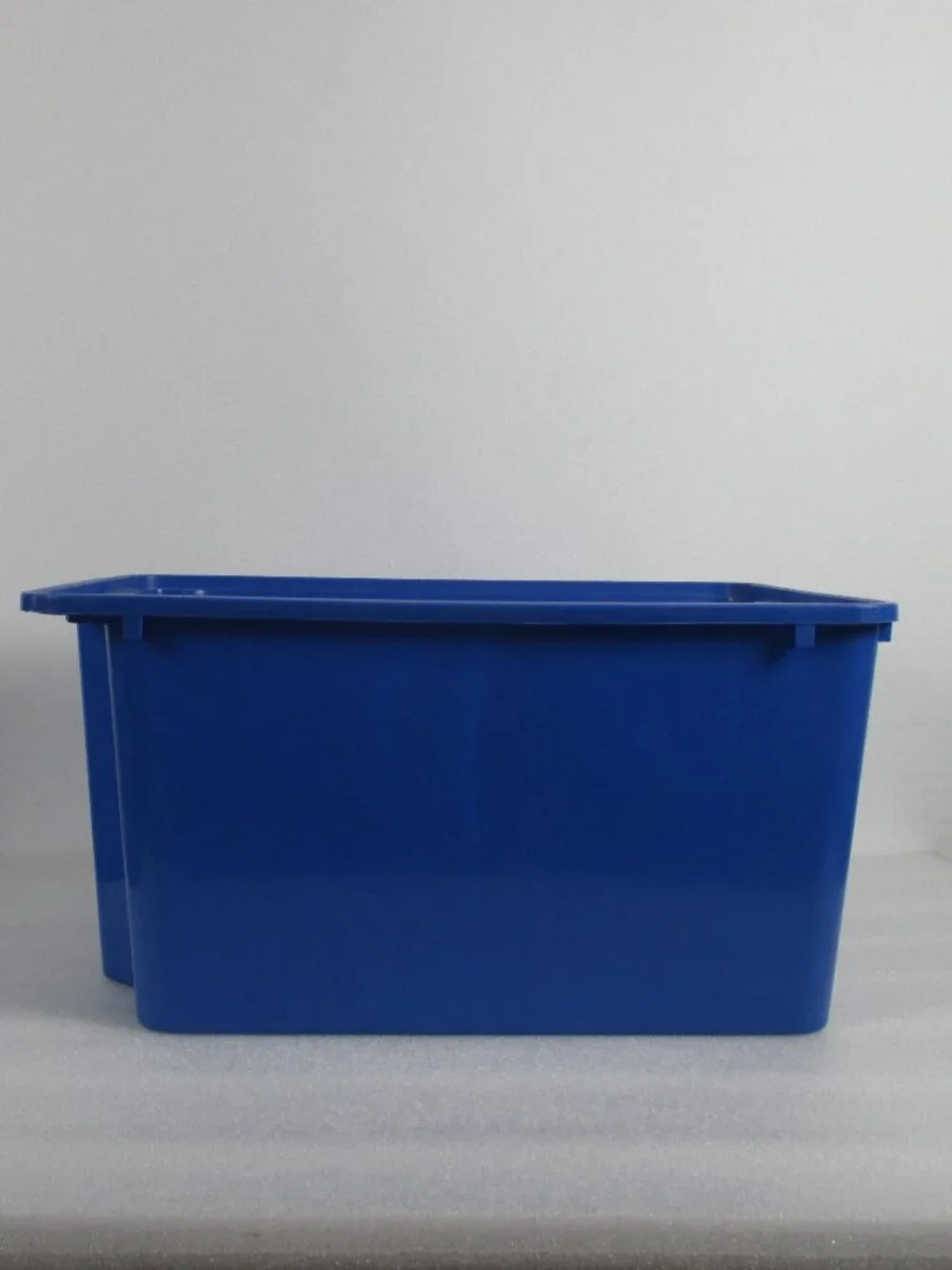 3 IKEA BLUE 